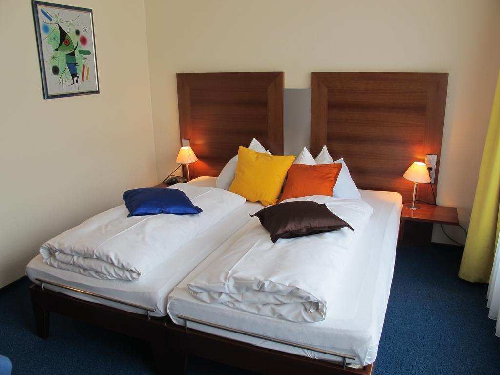 Garni-Hotel Sailer & Hotel Sailer'S Villa ロットヴァイル 部屋 写真